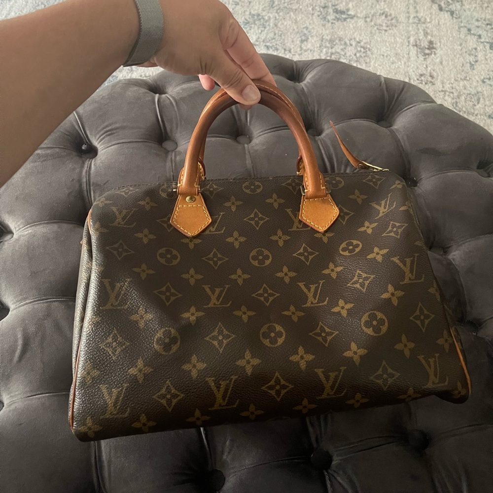Louis Vuitton Speedy 25